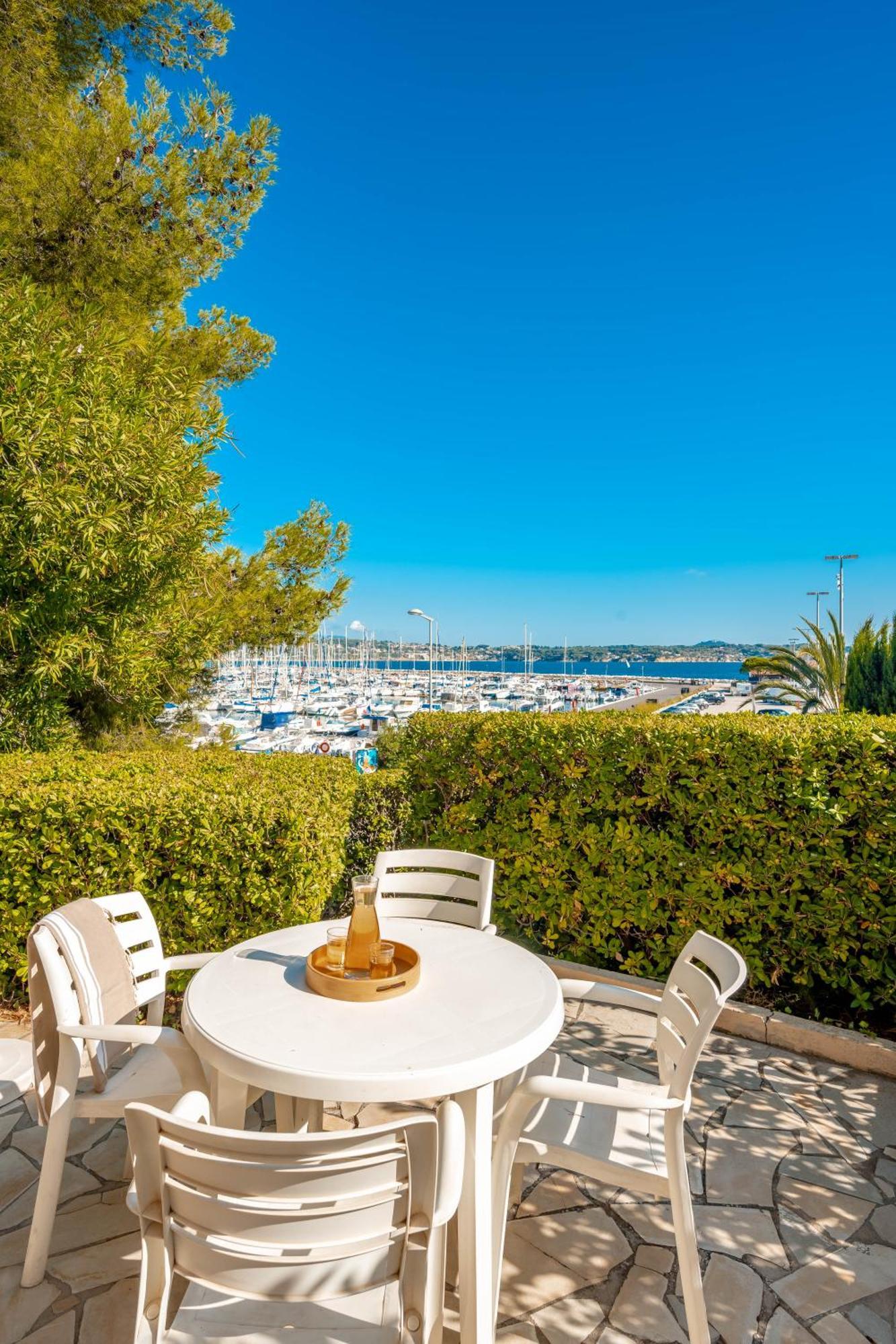 Residence Pierre & Vacances Bandol Port Exterior photo
