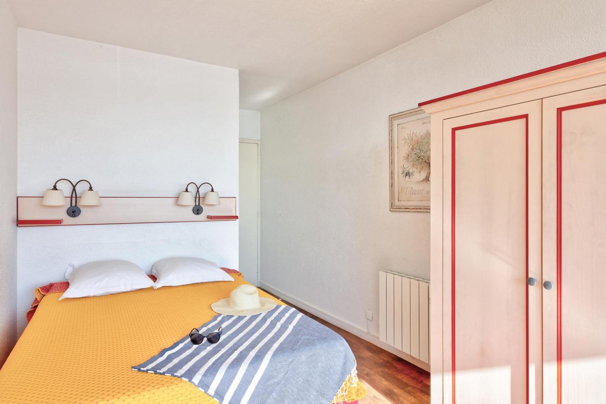 Residence Pierre & Vacances Bandol Port Exterior photo